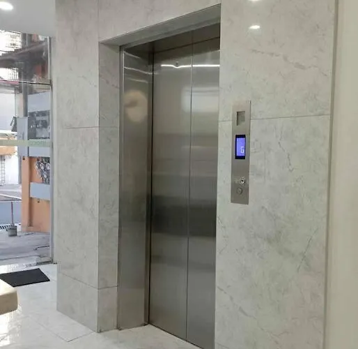 St. Marvin Makati M208